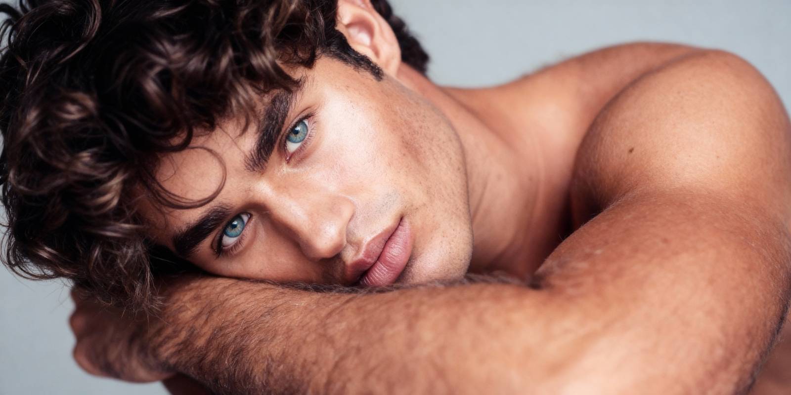 Why Taylor Swift's Fan Engagement Looks More Like an OnlyFans Strategy Than a Music Career